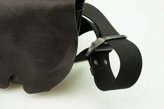メッセンジャーバッグ (S)/BLACK-FAS