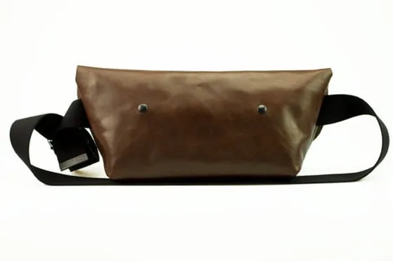 メッセンジャーバッグ (S)/BROWN