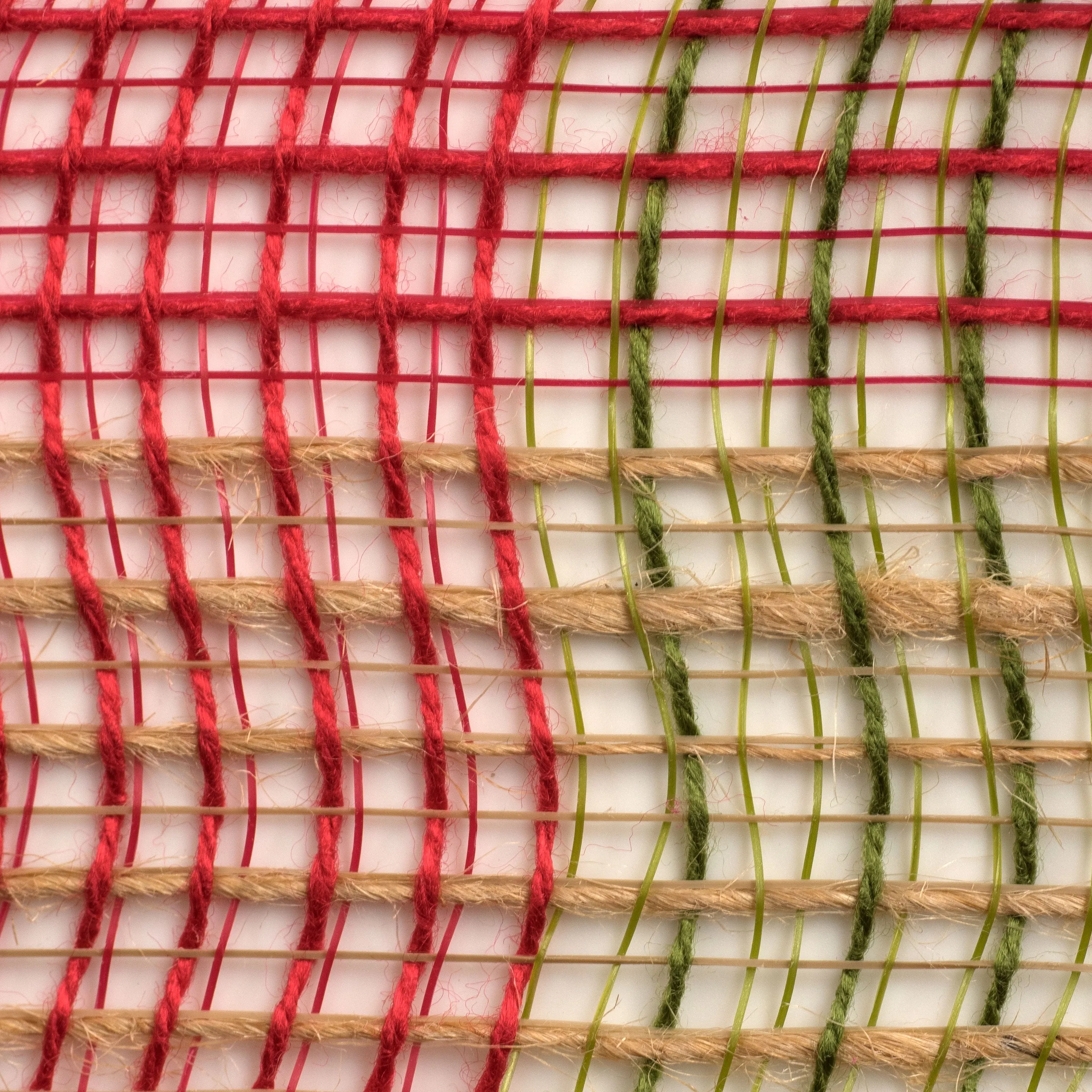 10" Fabric Mesh: Christmas Plaid Jute