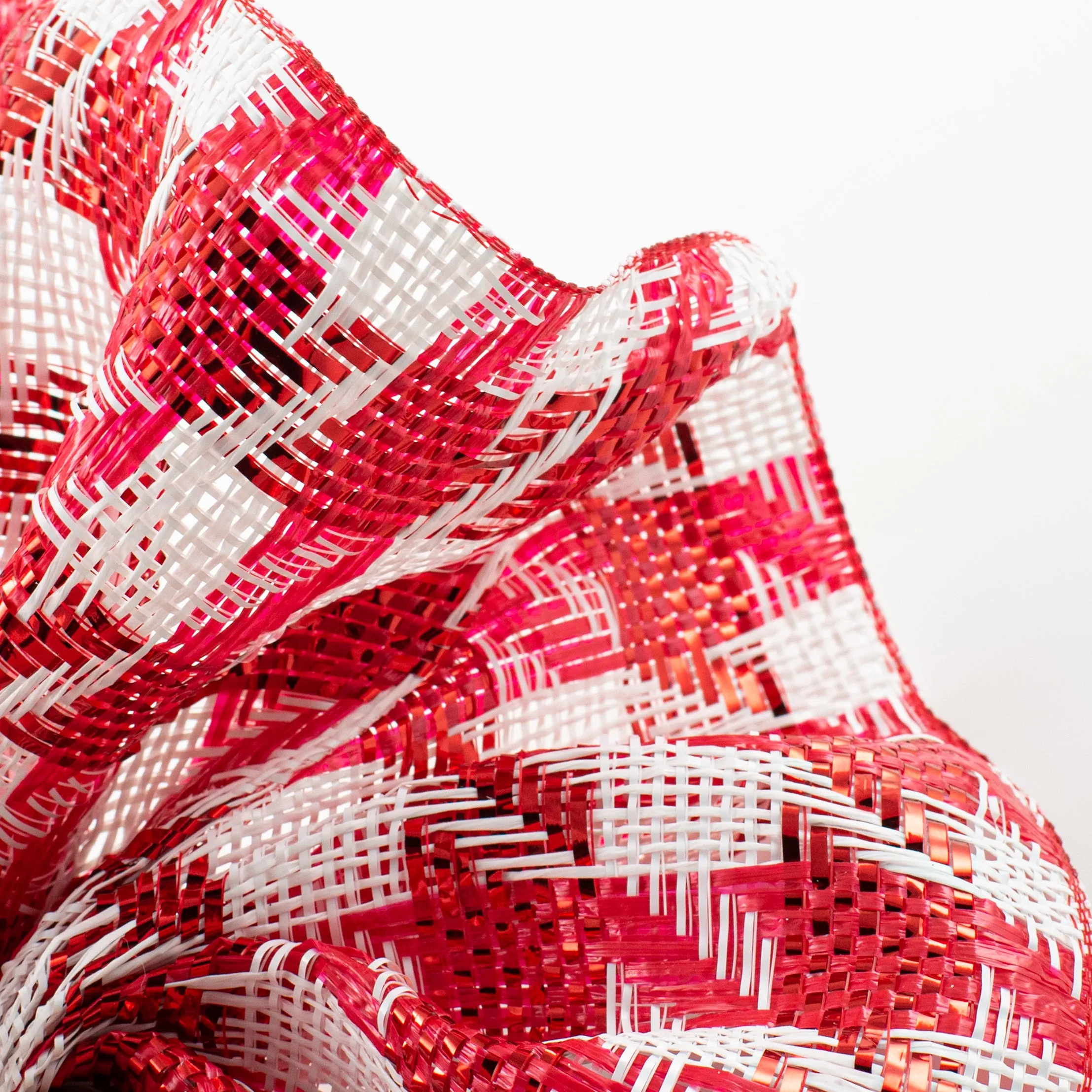 10" Houndstooth Woven Mesh: Red & White