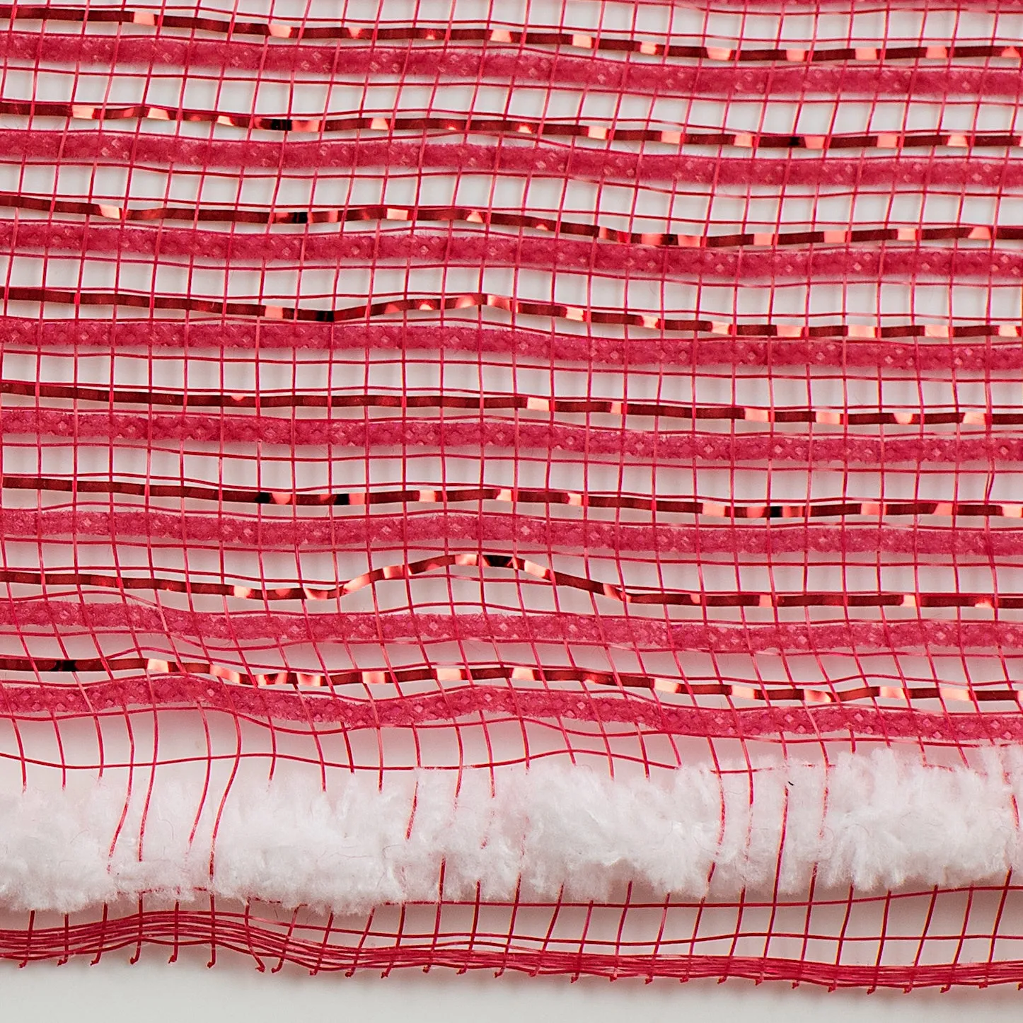 10" Metallic Fat Snow Edge Breeze Mesh: Red (5 Yards)