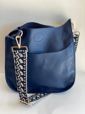 Ahdorned Large Messenger bag
