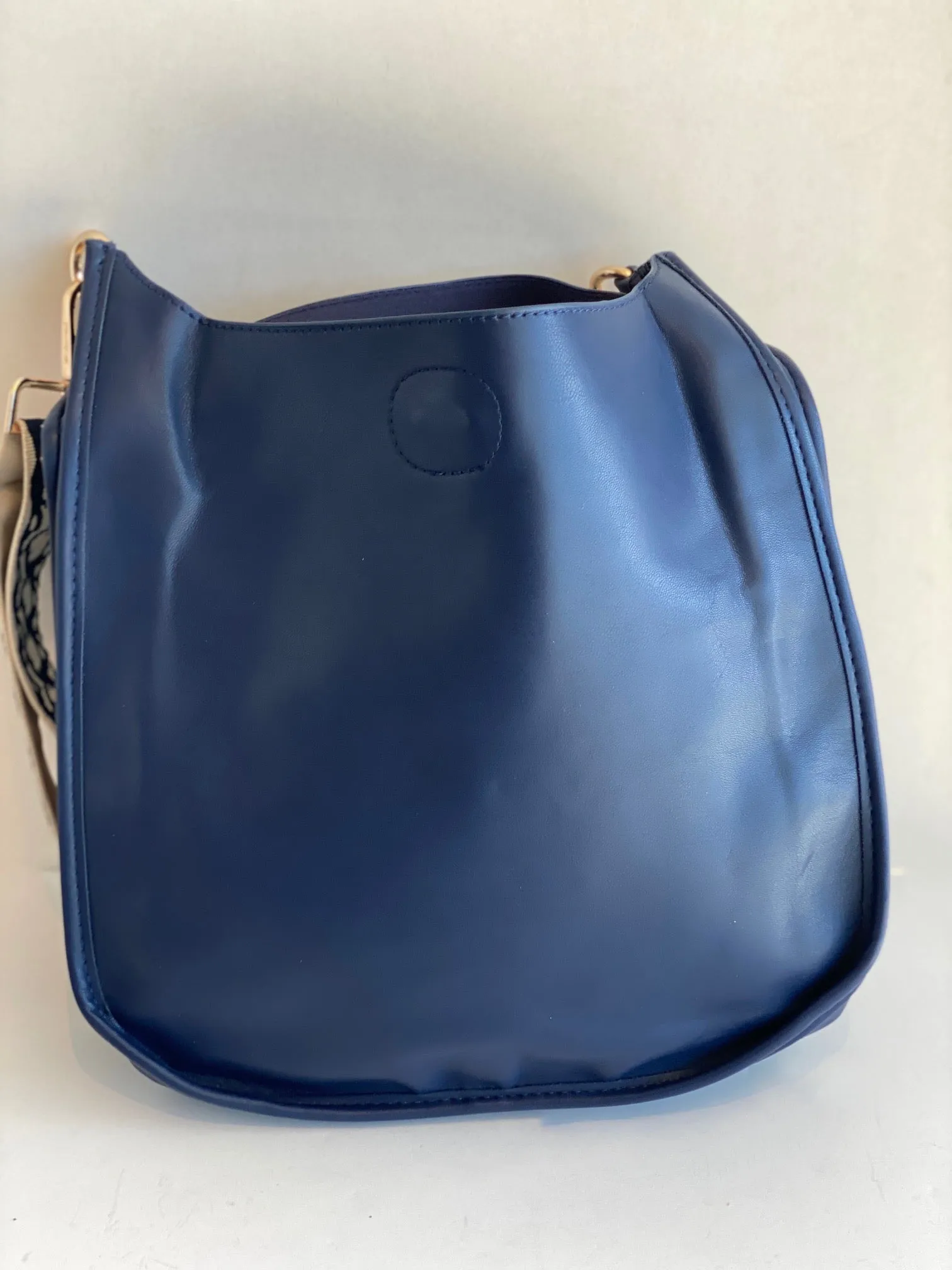 Ahdorned Large Messenger bag