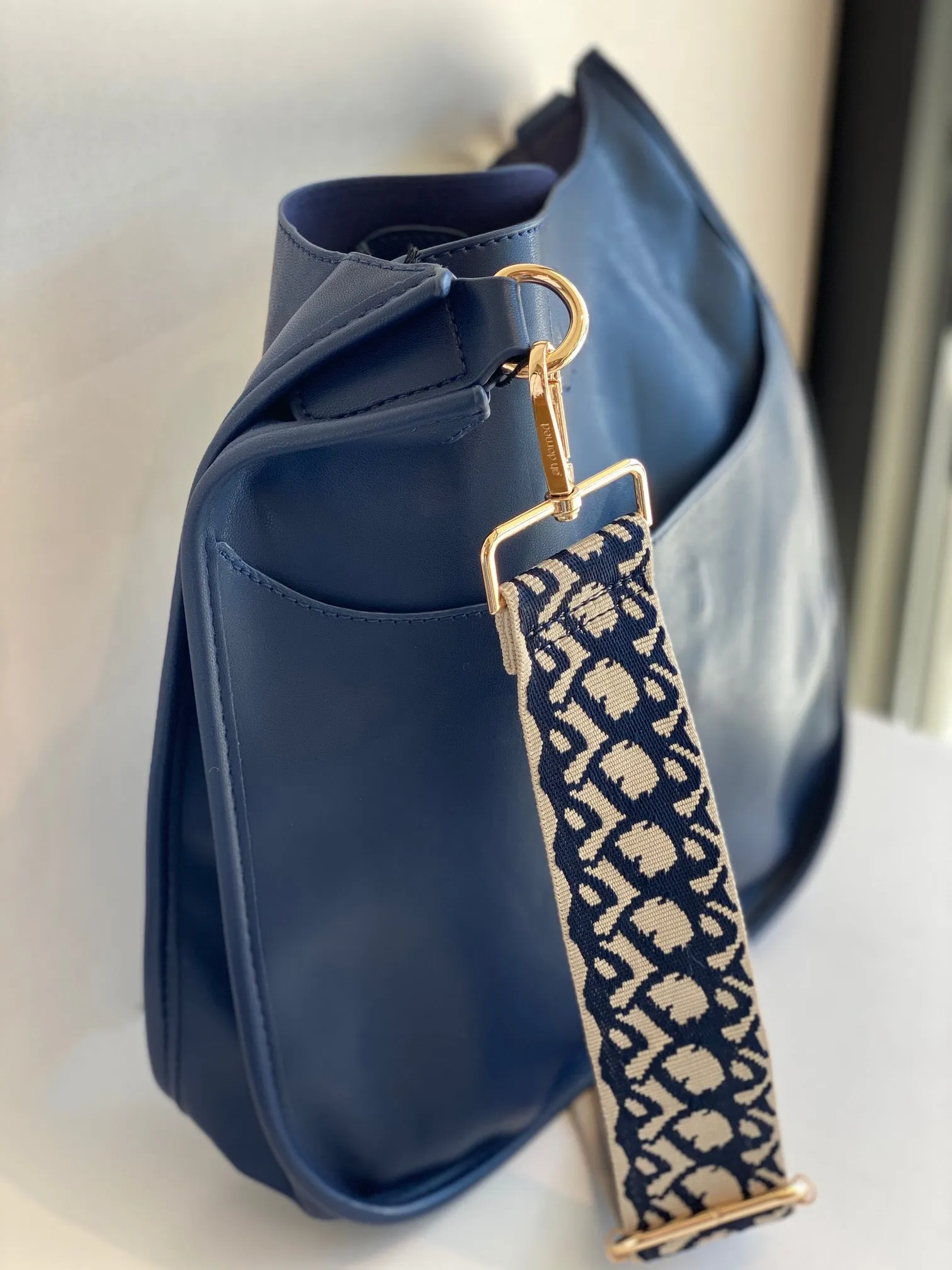 Ahdorned Large Messenger bag