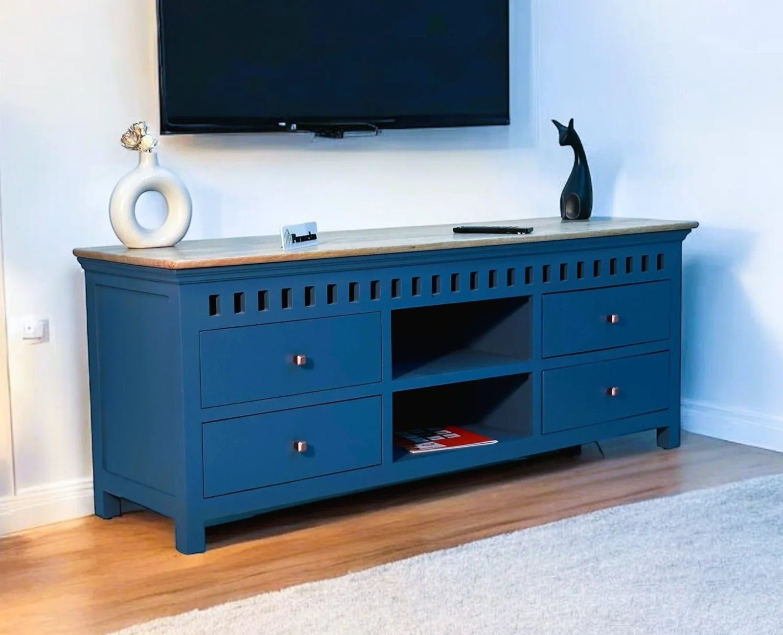 Alexandria Solid Wood TV Cabinet- Four Drawer