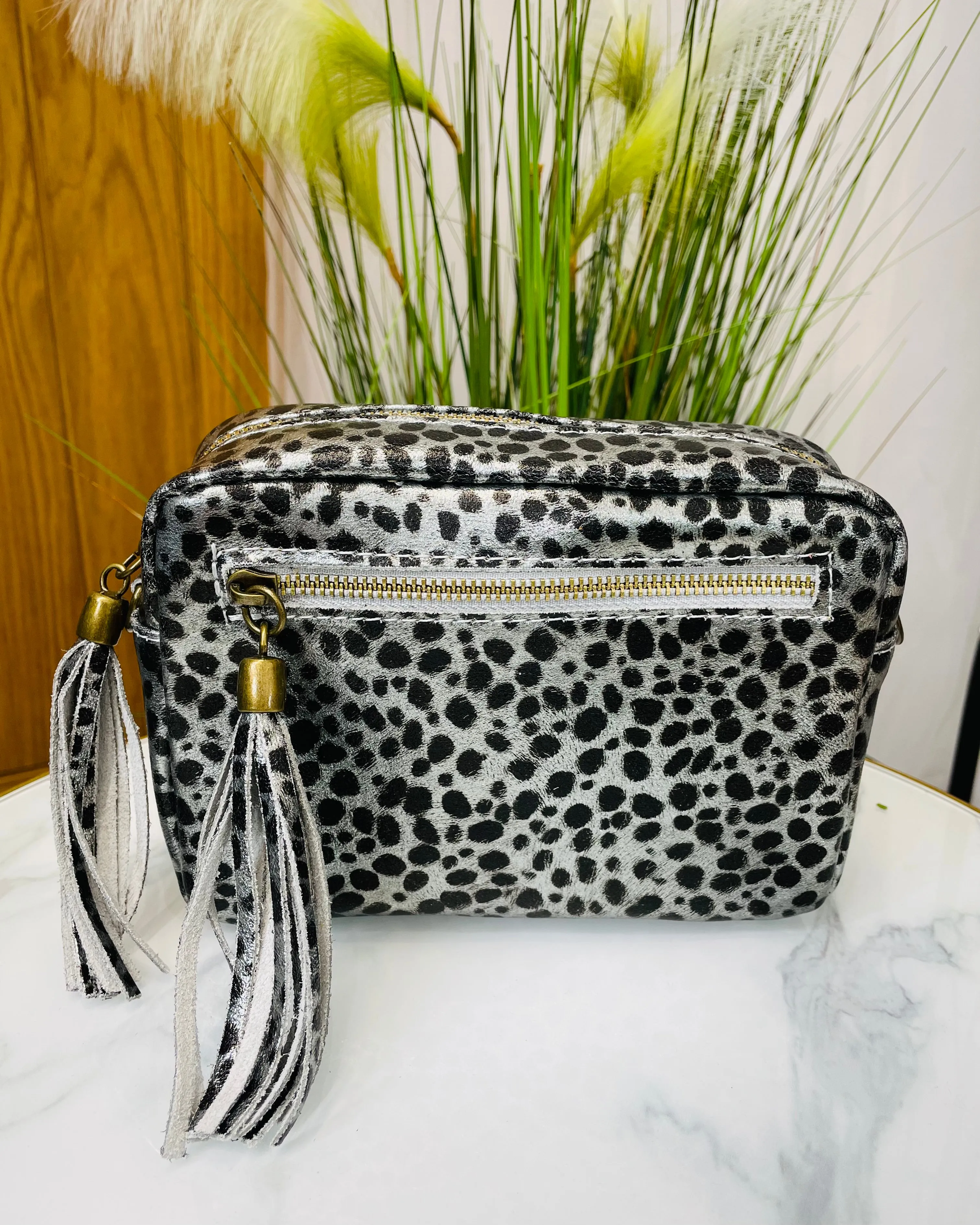 Alison Camera Bag - Metallic Animal Silver