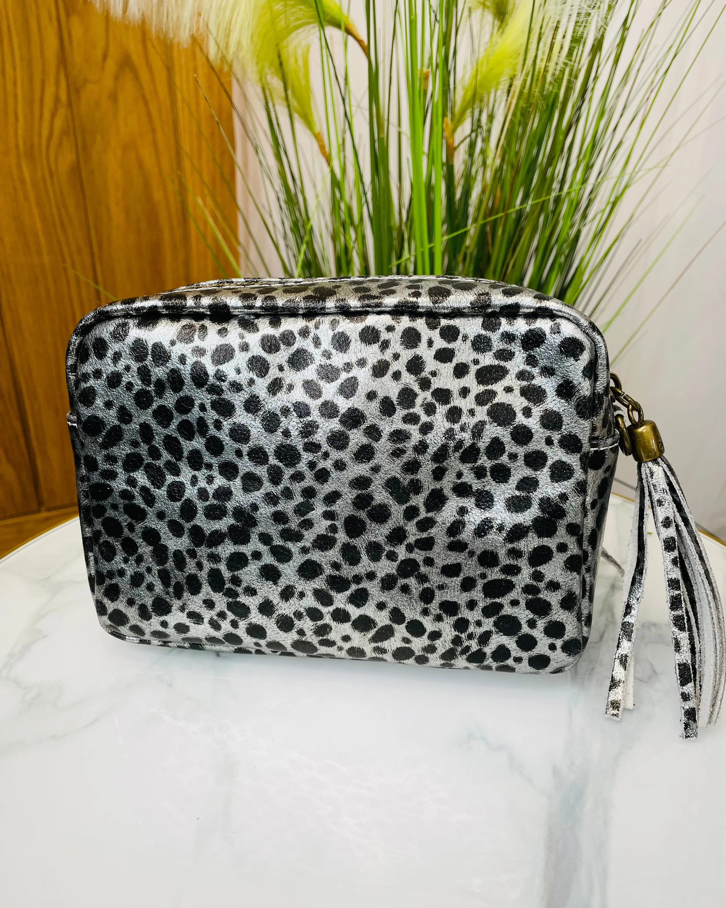 Alison Camera Bag - Metallic Animal Silver