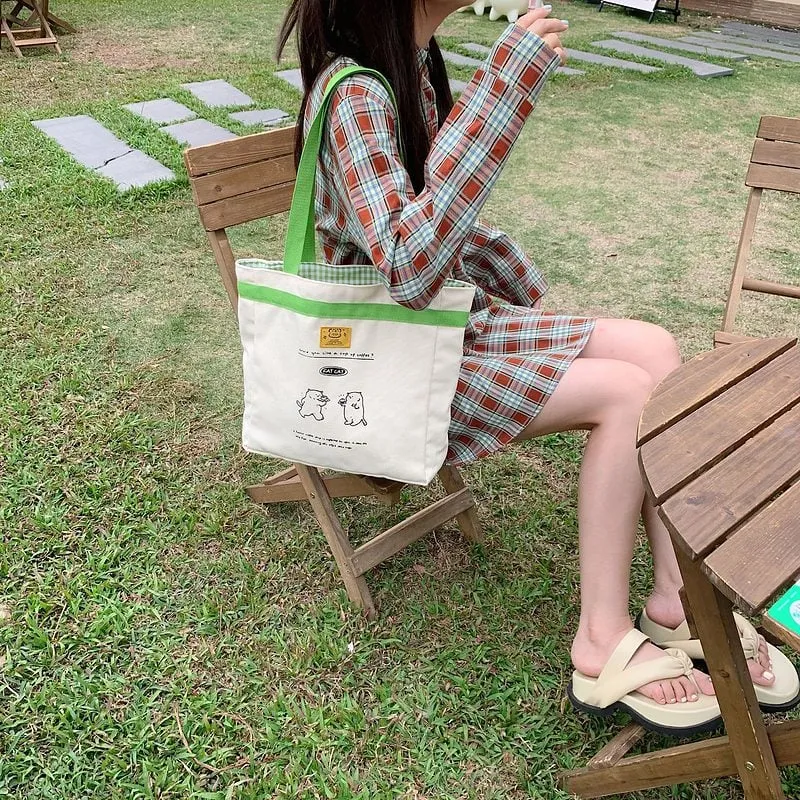 Animal Friends Print Canvas Toe Bag