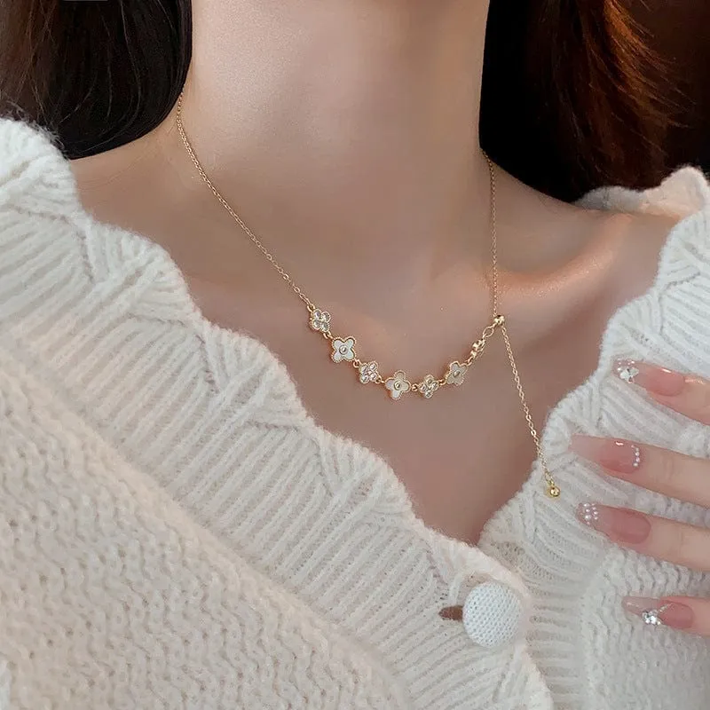 Charming Natural Pearl Shell Floral Necklace