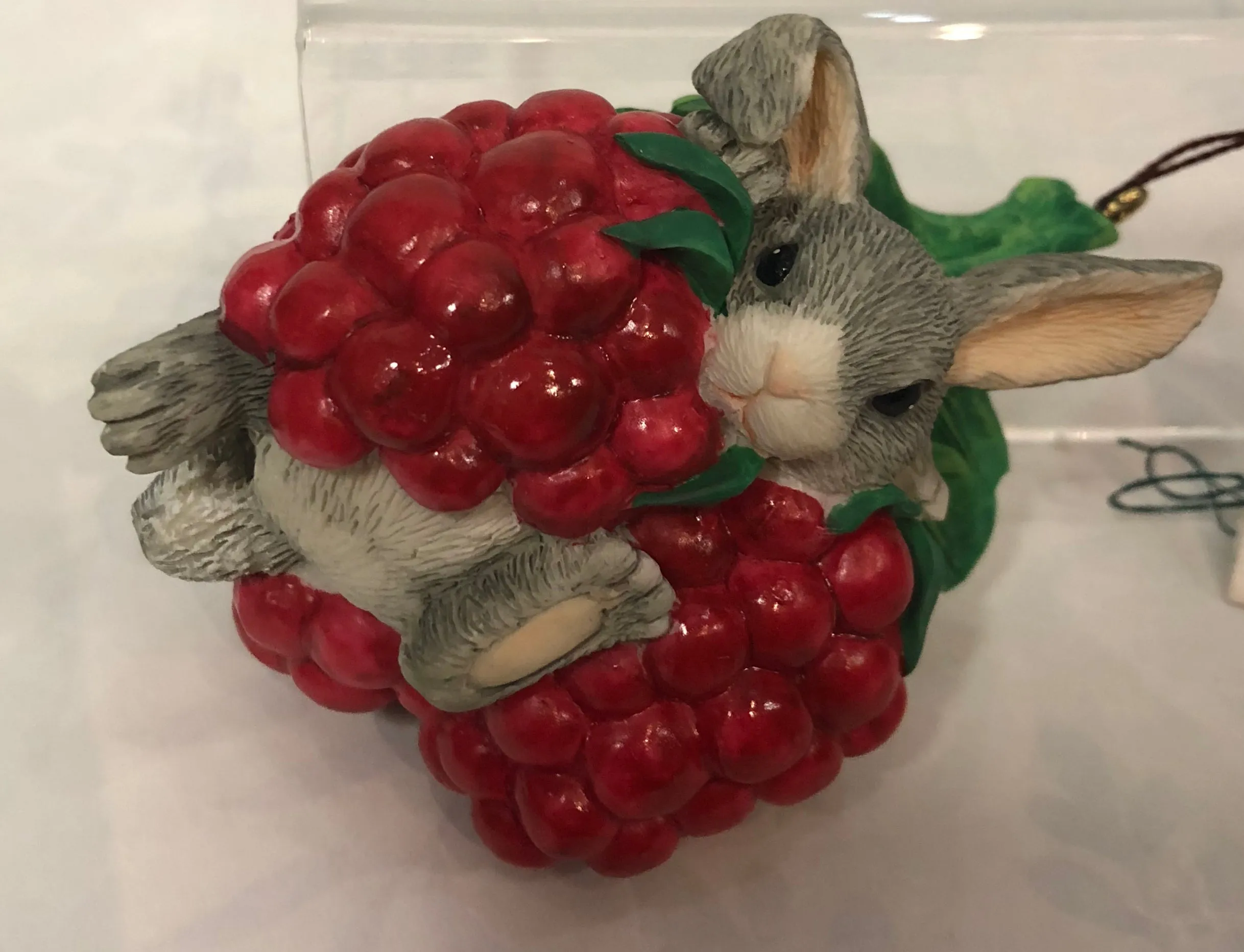 Charming Tails - Berry Happy!