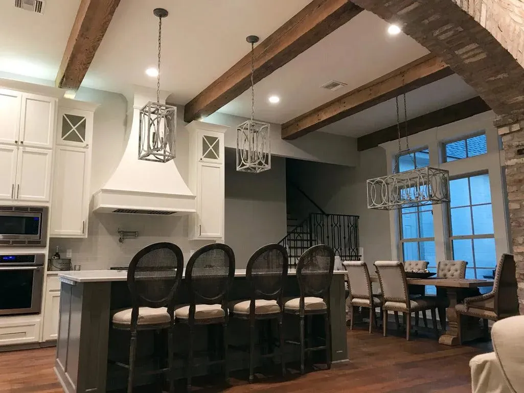 Experience Spacious Luxury: Stunning 4-Bedroom Home with Versatile Bonus Room
