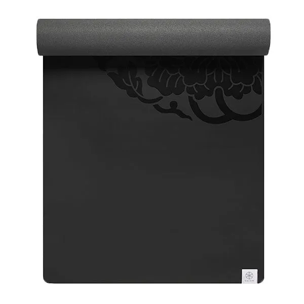 Gaiam Performance Dry-Grip Yoga Mat