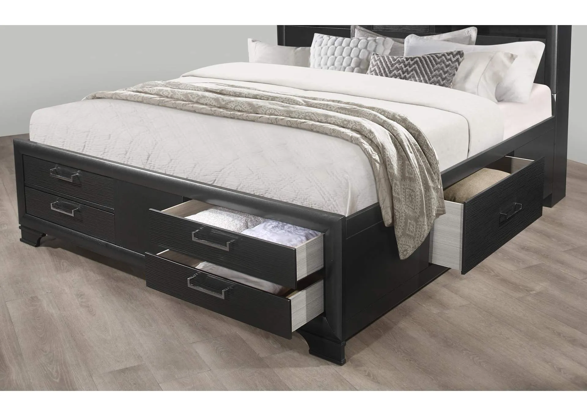 Grey Jordyn Full Bed