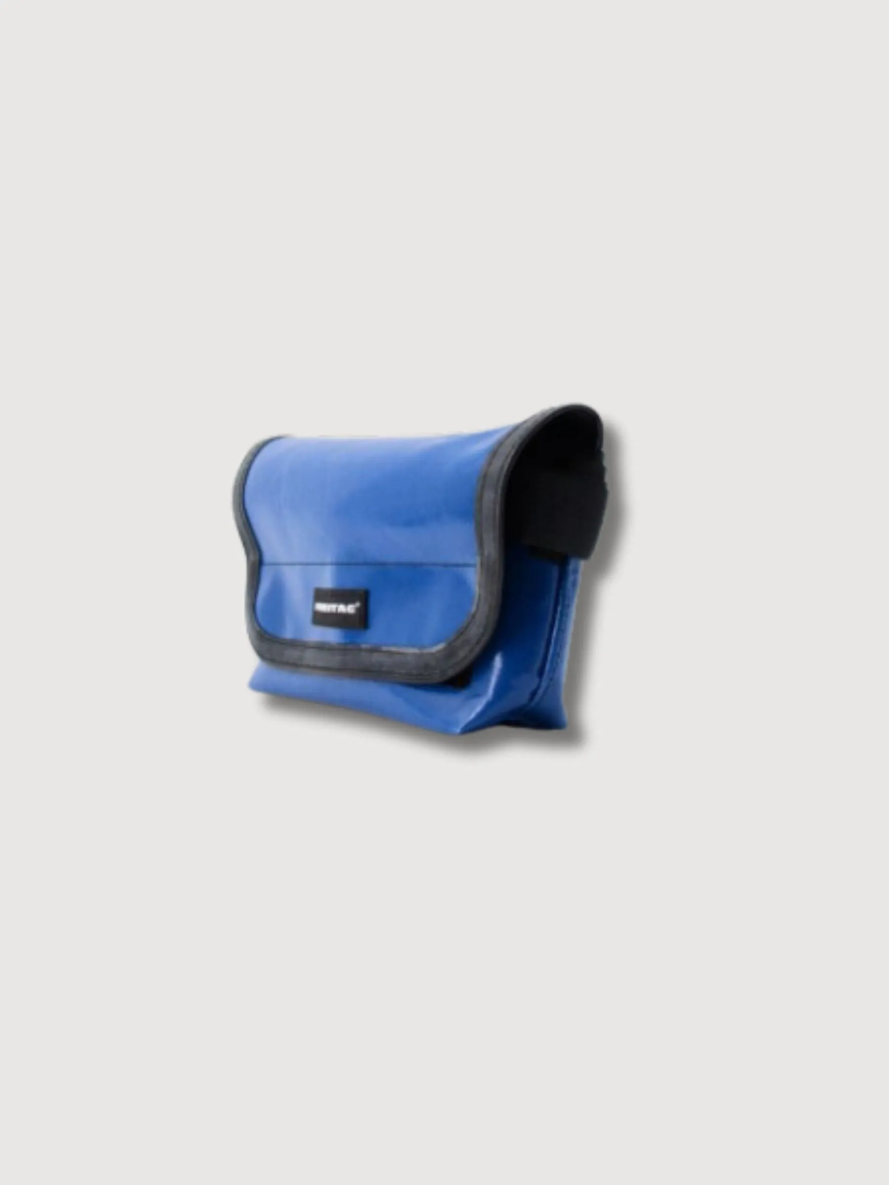 Hipbag F40 Jamie Dark Blue In Used Truck Tarps | Freitag