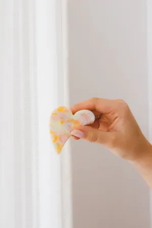 Lover Claw Clip