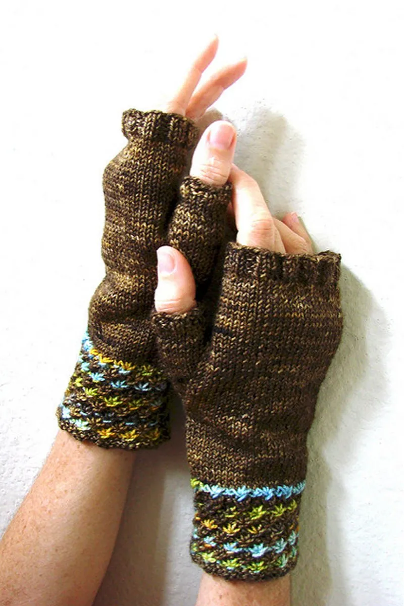 Madelinetosh Tosh Patterns - Daisy Mitts - PDF Download