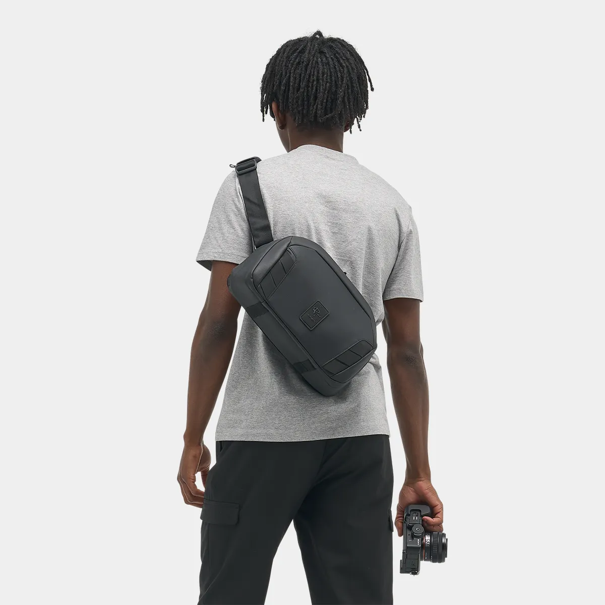 McKinnon Sling 8L - Lost and Found
