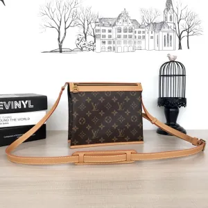 SAUMUR MESSENGER PM