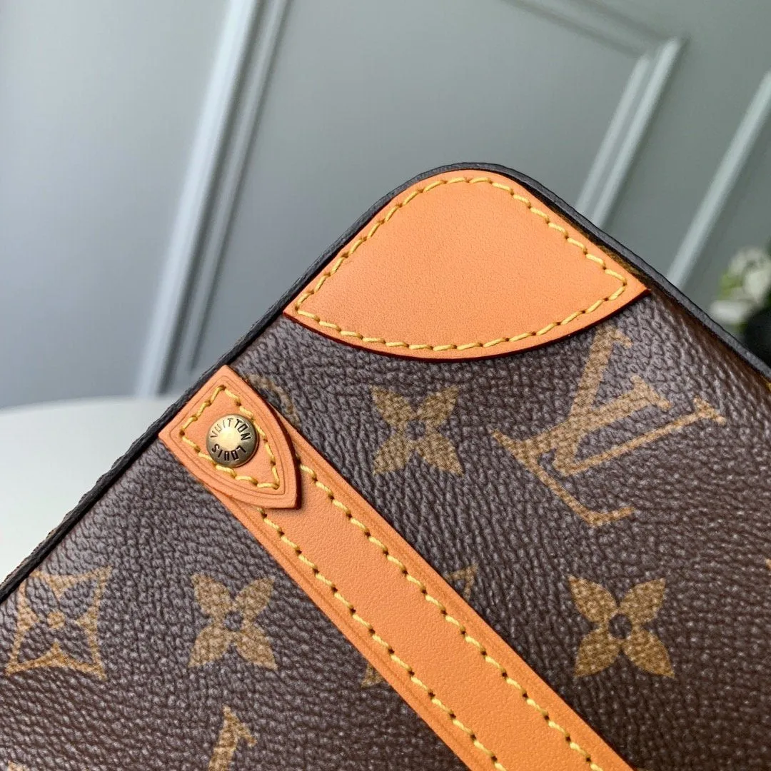 SOFT TRUNK MESSENGER
