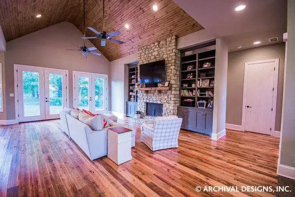Spacious 3-Bedroom Home with Bonus Room and Luxurious Features