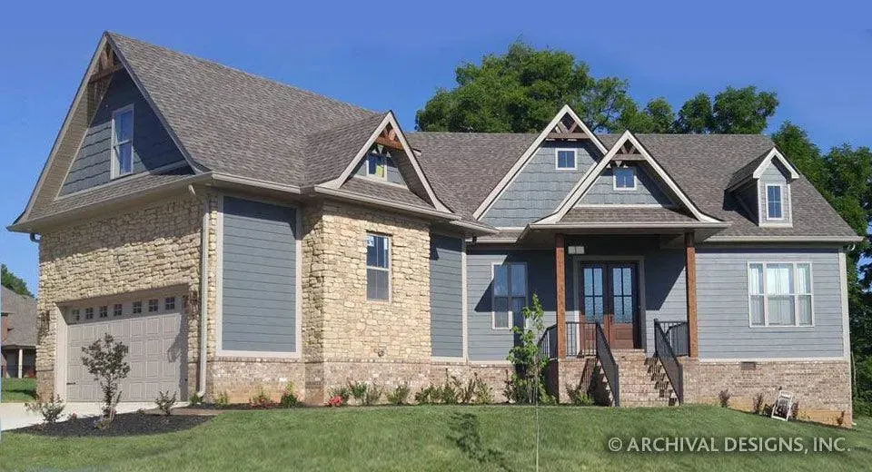 Spacious 3-Bedroom Home with Bonus Room and Luxurious Features