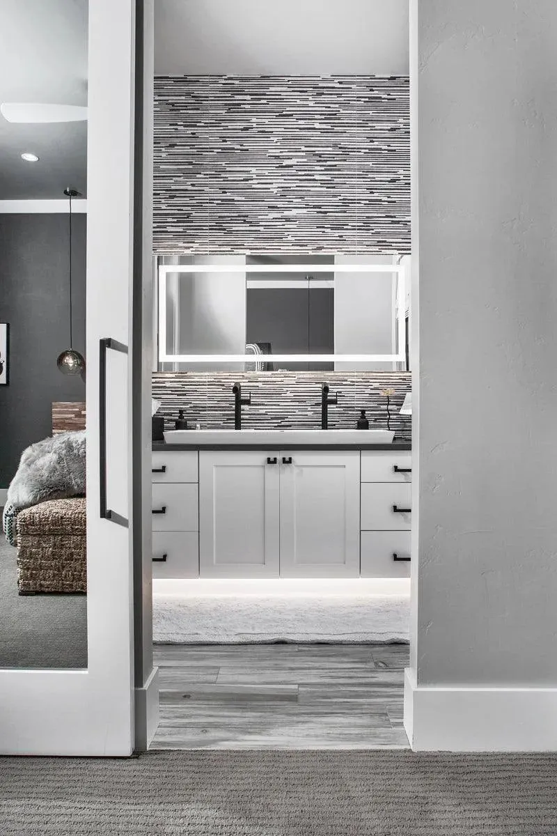 Spacious Two-Bedroom Home with Daylight Basement and Expansive Porches