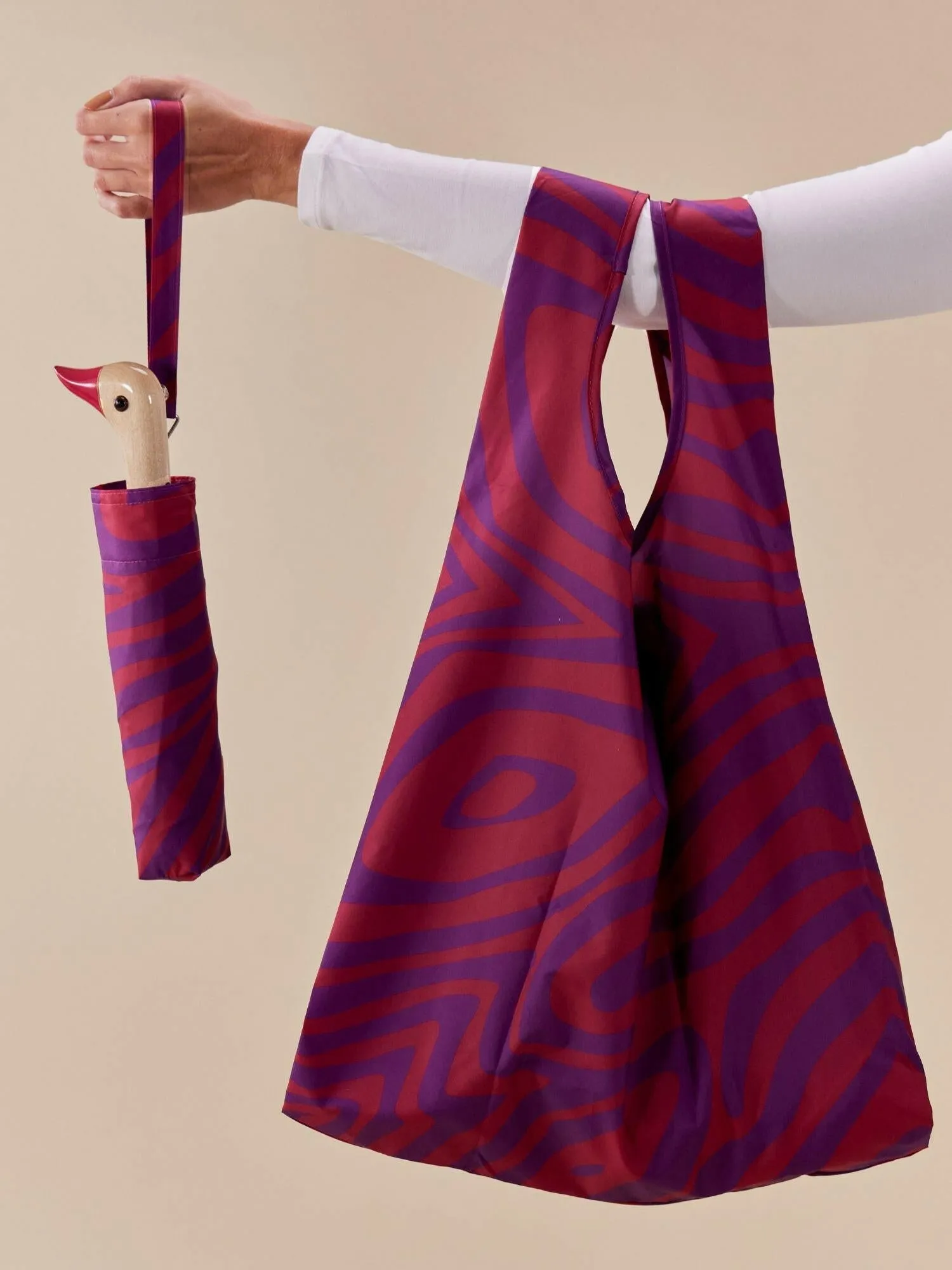 Swirl in Pink Eco-Friendly Compact Duck Umbrella